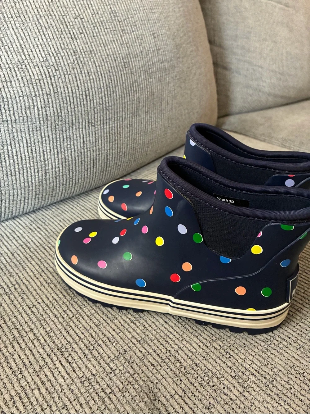 Magellan Rubber Boots Polka Dots Blue Girls Kids Sz 3D Very NEW CONDITION